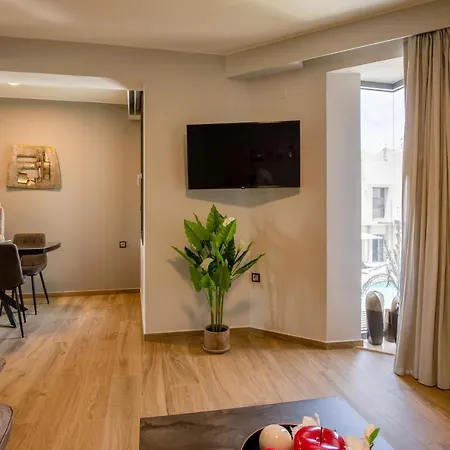 The Victoria Apartahotel