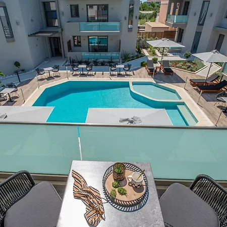 The Victoria Λευκάδα